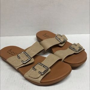 B O C Sandals